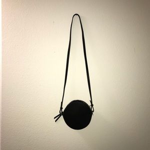 🕷 Chelsea28 Little Black Circle Bag